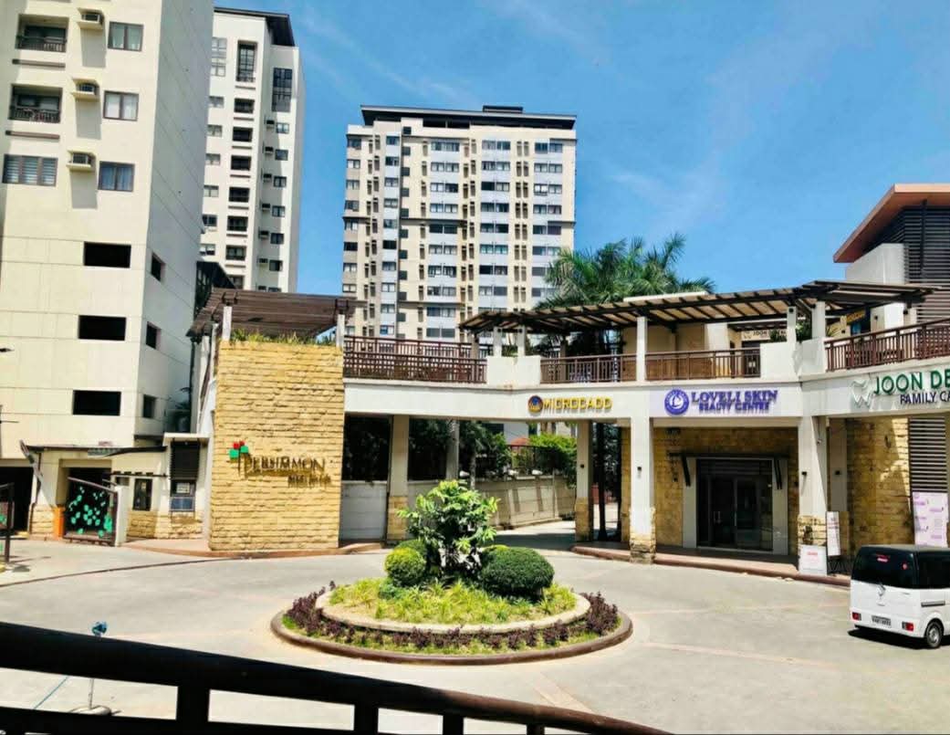 Studio Unit at Calyx Centre- Cebu City